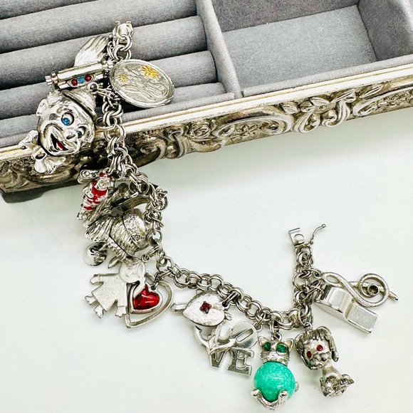 Vintage Sterling Charm Bracelet - Picture 12 of 17